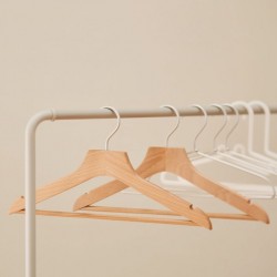 100  Adet Cilalı Ahşap Askı Kıyafet Ve Elbise Askısı  Ahşap Komple Cilalı (MODERN TASARIM)