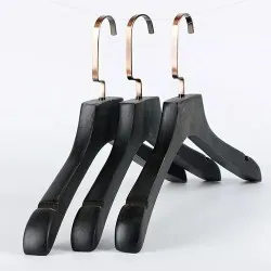 3 cm Kalınlığında Özel Tasarım Ahşap Elbise Askısı-Ceket Askısı 3 cm Kalınlığında Özel Tasarım Ahşap Elbise Askısı-Ceket Askısı